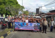 Polres Madina Bangun Kesadaran Dan Keselamatan Berlalu Lintas Dengan Para Pengemudi Angkutan Umum