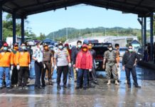 Basmi Penyebaran Virus Corona di Bakauheni, Tim Gabungan Pemda Polres dan TNI Terjunkan Water Canon