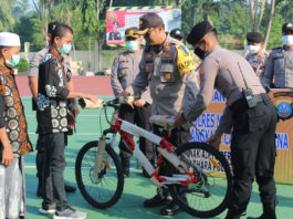 Aipda Peran Suhada, S.H Dapatkan Hadiah Sepeda Baru Dari Kapolda Sumut Dan Kapolres Madina