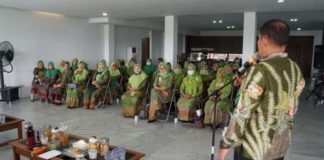 Audiensi Muslimat NU, Berakhir Dengan Nyatakan Dukungan Ke Nanang Ermanto