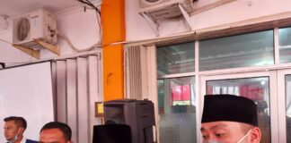 DUA PASANG CALON BUPATI WAKIL BUPATI PESAWARAN DAFTAR KE KPUD PESAWARAN