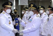 Gubernur Lantik Nanang Pandu Sebagai Bupati dan