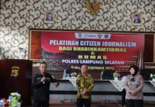 Bhabinkamtibmas Polres Lampung Selatan terima pelatihan Citizen Journalis.