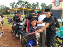 ON THE ROAD BAGI TAKJIL GRATIS DAN BUKBER BERSAMA GASPOL