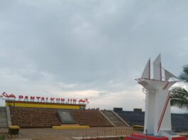 Proyek Pengamanan Pantai Kunjir Progresnya Mencapai 70%