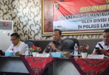 Pemantauan dan implementasi Ham di lingkungan Polres Lampung Selatan dari Divkum Polri