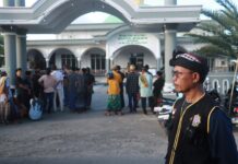 Pecalang Hindu Jaga Umat Islam Laksanakan Sholat Ied di Way Panji Lampung Selatan