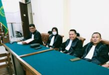 Penasehat Hukum Meminta Kepada Majelis Hakim Dalam Putusannya Mengusut Oknum Pejabat Satpol-PP Dilingkungan Pemkab Lampung Selatan