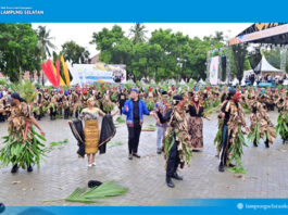 6573 Peserta Guncang Kalianda! Pawai Budaya Terbesar Sepanjang Sejarah Warnai HUT ke-68 Lampung Selatan