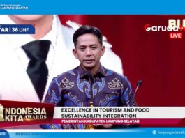 Bangga..!!, Bupati Radityo Egi Pratama Terima Penghargaan Nasional Lewat Inovasi Wisata dan Piagam Berkelanjutan